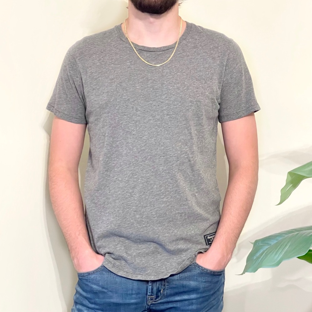 Men's Abercombie and Fitch T-shirt